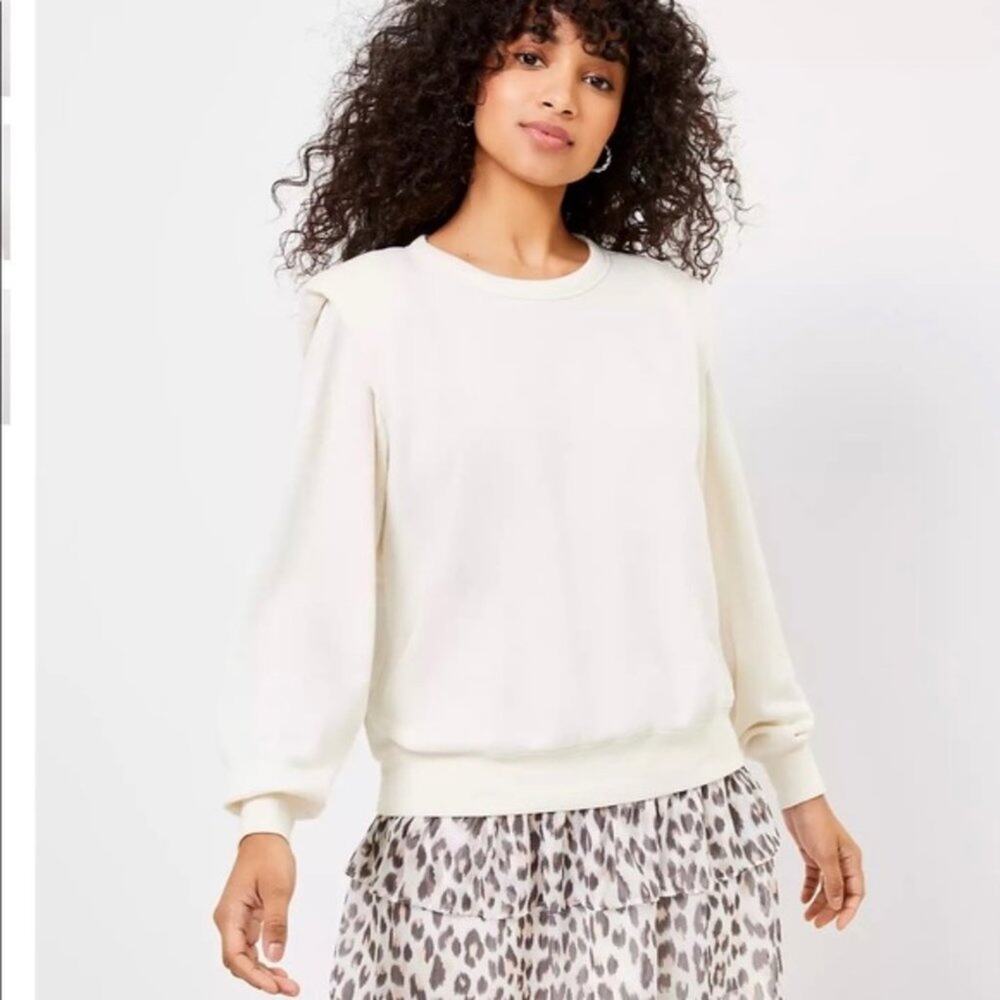 Loft white padded shoulder sweatshirt 562016